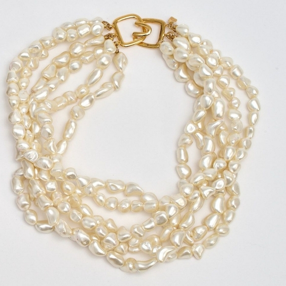 Elegant Pearl Necklace Kenneth Jay Lane - Picture 5 of 11